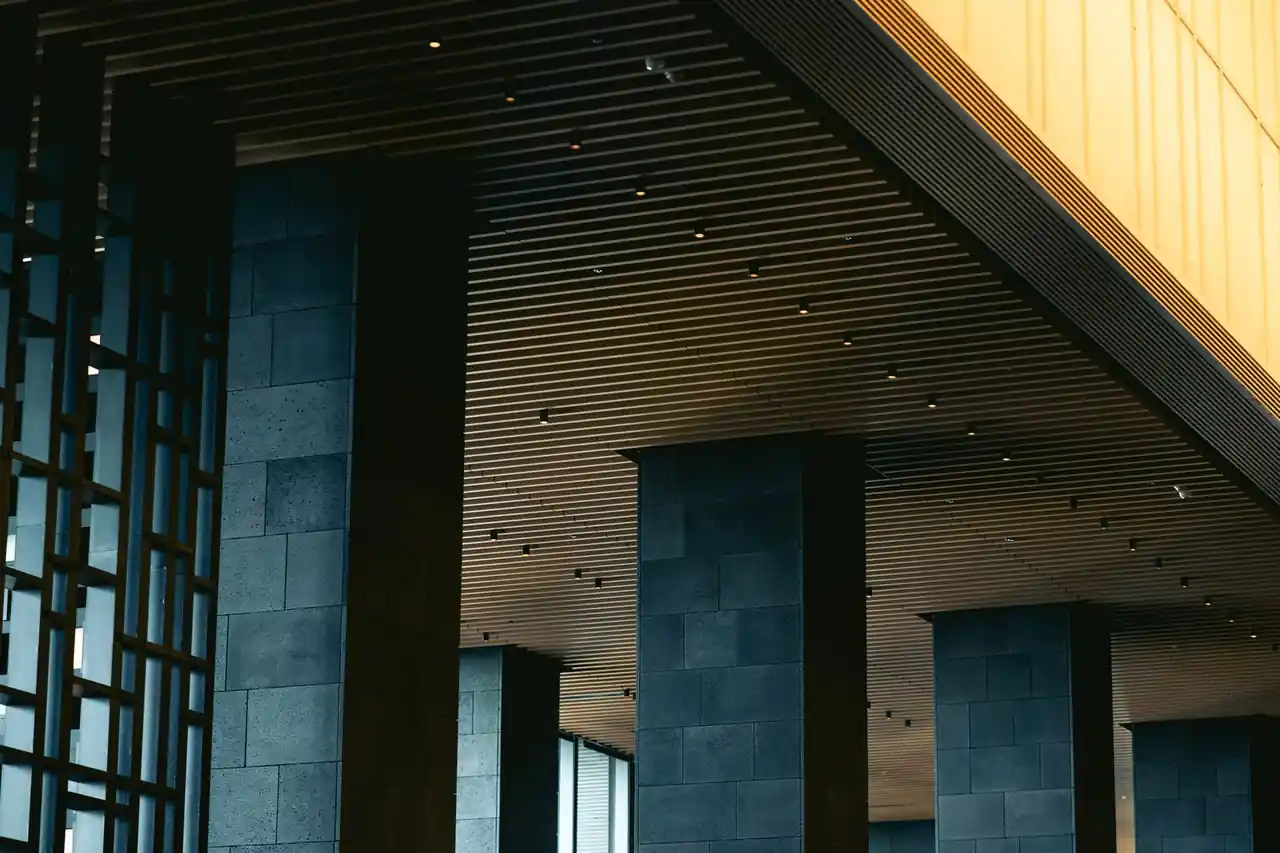 Sophisticated architecture of Delquarian Royal Stay