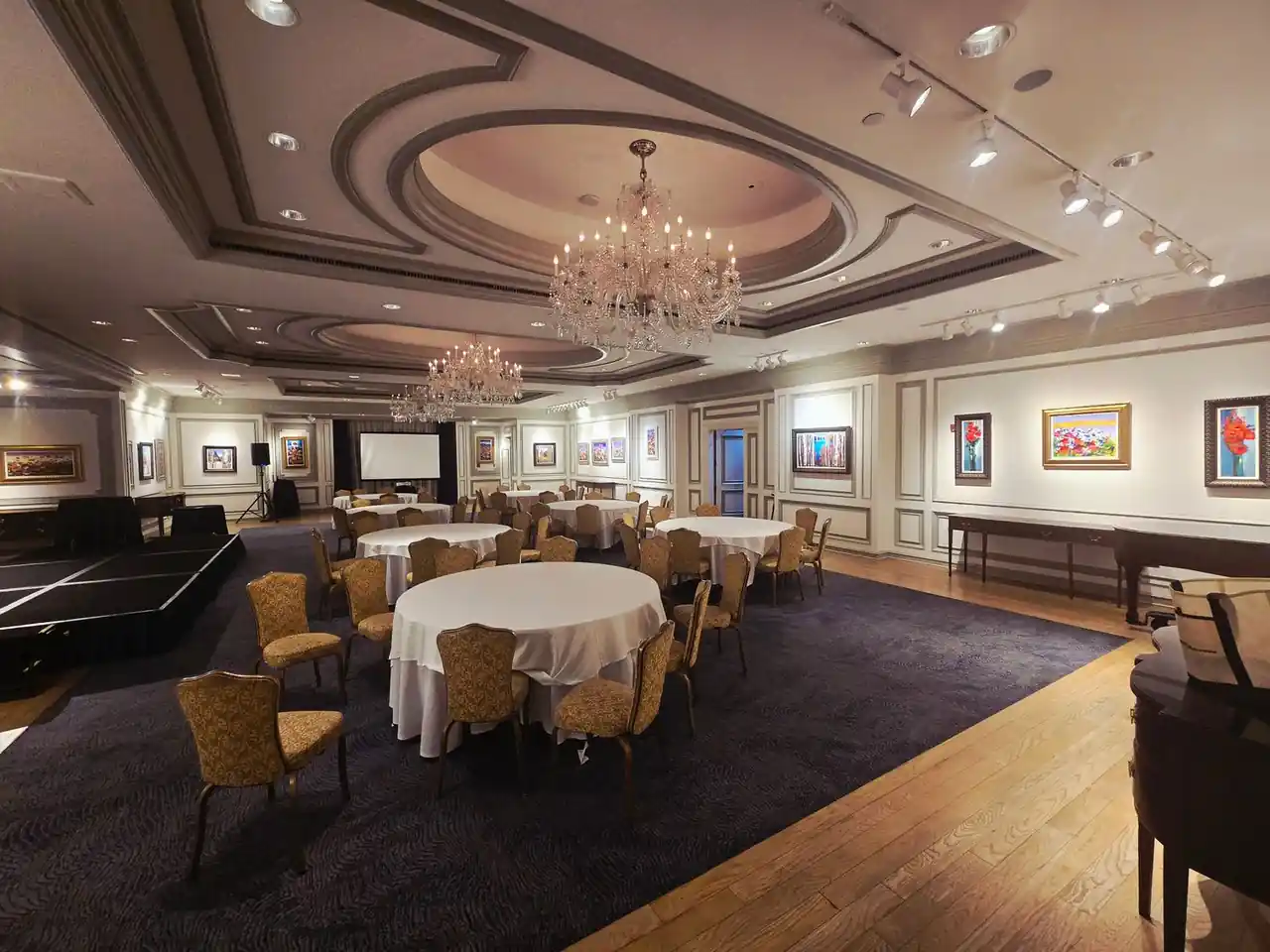 Elegant Corporate Dinner Setup